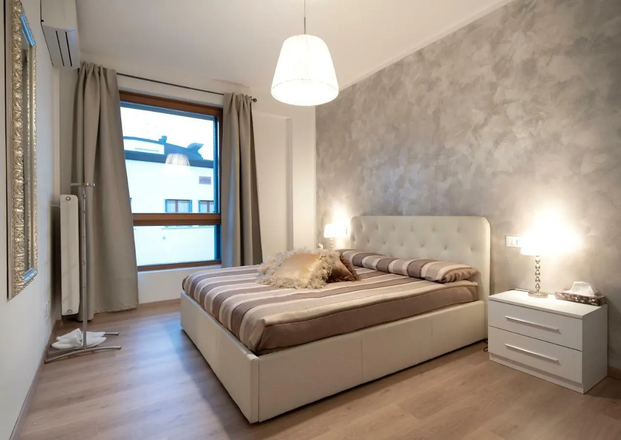 Nice & Cozy Apartment Venice Italy